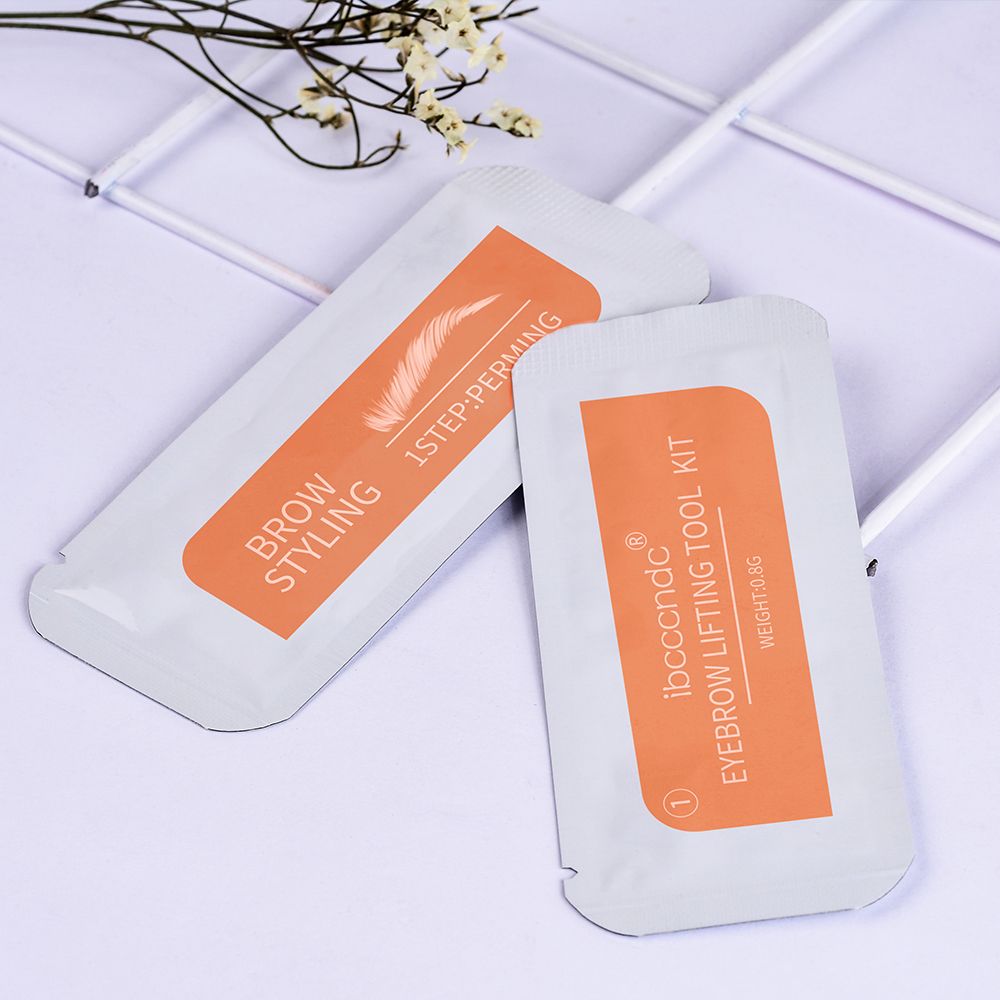 أداة تثبيت الحواجب للاستخدام ا - مراجعة Brow Lamination Kit وسعره